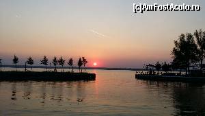 P12 [AUG-2015] Hotel Voila, Mamaia - apus de soare pe lacul Siutghiol