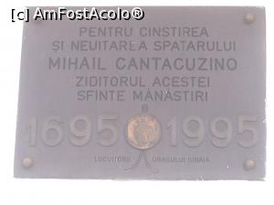 [P39] Manastirea Sinaia - placa comemorativa la 300 de ani de la inaltarea acestei biserici » foto by mishu
 - 
<span class="allrVoted glyphicon glyphicon-heart hidden" id="av769178"></span>
<a class="m-l-10 hidden" id="sv769178" onclick="voting_Foto_DelVot(,769178,14696)" role="button">șterge vot <span class="glyphicon glyphicon-remove"></span></a>
<a id="v9769178" class=" c-red"  onclick="voting_Foto_SetVot(769178)" role="button"><span class="glyphicon glyphicon-heart-empty"></span> <b>LIKE</b> = Votează poza</a> <img class="hidden"  id="f769178W9" src="/imagini/loader.gif" border="0" /><span class="AjErrMes hidden" id="e769178ErM"></span>