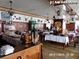 [P29] Interior restaurantul Schafbergspitze » foto by Alina53
 - 
<span class="allrVoted glyphicon glyphicon-heart hidden" id="av690005"></span>
<a class="m-l-10 hidden" id="sv690005" onclick="voting_Foto_DelVot(,690005,14815)" role="button">șterge vot <span class="glyphicon glyphicon-remove"></span></a>
<a id="v9690005" class=" c-red"  onclick="voting_Foto_SetVot(690005)" role="button"><span class="glyphicon glyphicon-heart-empty"></span> <b>LIKE</b> = Votează poza</a> <img class="hidden"  id="f690005W9" src="/imagini/loader.gif" border="0" /><span class="AjErrMes hidden" id="e690005ErM"></span>