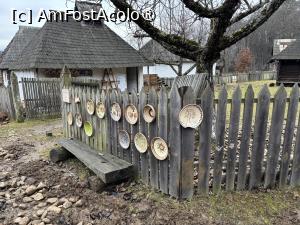 [P30] Muzeul tehnicii populare Astra,ceramică agățată în gard » foto by AZE
 - 
<span class="allrVoted glyphicon glyphicon-heart hidden" id="av1463431"></span>
<a class="m-l-10 hidden" id="sv1463431" onclick="voting_Foto_DelVot(,1463431,14876)" role="button">șterge vot <span class="glyphicon glyphicon-remove"></span></a>
<a id="v91463431" class=" c-red"  onclick="voting_Foto_SetVot(1463431)" role="button"><span class="glyphicon glyphicon-heart-empty"></span> <b>LIKE</b> = Votează poza</a> <img class="hidden"  id="f1463431W9" src="/imagini/loader.gif" border="0" /><span class="AjErrMes hidden" id="e1463431ErM"></span>