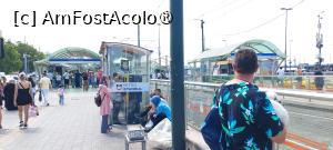 [P03] Piața Eminonu - stația de tramvai » foto by Carmen Ion
 - 
<span class="allrVoted glyphicon glyphicon-heart hidden" id="av1509334"></span>
<a class="m-l-10 hidden" id="sv1509334" onclick="voting_Foto_DelVot(,1509334,14995)" role="button">șterge vot <span class="glyphicon glyphicon-remove"></span></a>
<a id="v91509334" class=" c-red"  onclick="voting_Foto_SetVot(1509334)" role="button"><span class="glyphicon glyphicon-heart-empty"></span> <b>LIKE</b> = Votează poza</a> <img class="hidden"  id="f1509334W9" src="/imagini/loader.gif" border="0" /><span class="AjErrMes hidden" id="e1509334ErM"></span>