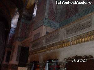 [P02] În interiorul Ayasofya, la parter » foto by irinad
 - 
<span class="allrVoted glyphicon glyphicon-heart hidden" id="av609252"></span>
<a class="m-l-10 hidden" id="sv609252" onclick="voting_Foto_DelVot(,609252,14995)" role="button">șterge vot <span class="glyphicon glyphicon-remove"></span></a>
<a id="v9609252" class=" c-red"  onclick="voting_Foto_SetVot(609252)" role="button"><span class="glyphicon glyphicon-heart-empty"></span> <b>LIKE</b> = Votează poza</a> <img class="hidden"  id="f609252W9" src="/imagini/loader.gif" border="0" /><span class="AjErrMes hidden" id="e609252ErM"></span>