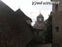 [P20] Cet. Fagaras - pavilionul portii vazut de pe ziduri. in fundal, Catedrala ortodoxa, in renovare. » foto by cc_iordachescu
 - 
<span class="allrVoted glyphicon glyphicon-heart hidden" id="av52293"></span>
<a class="m-l-10 hidden" id="sv52293" onclick="voting_Foto_DelVot(,52293,15092)" role="button">șterge vot <span class="glyphicon glyphicon-remove"></span></a>
<a id="v952293" class=" c-red"  onclick="voting_Foto_SetVot(52293)" role="button"><span class="glyphicon glyphicon-heart-empty"></span> <b>LIKE</b> = Votează poza</a> <img class="hidden"  id="f52293W9" src="/imagini/loader.gif" border="0" /><span class="AjErrMes hidden" id="e52293ErM"></span>