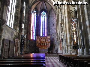 [P35] Viena - Stephansdom, Catedrala Sf. Ștefan. Interior.  » foto by iulianic
 - 
<span class="allrVoted glyphicon glyphicon-heart hidden" id="av698888"></span>
<a class="m-l-10 hidden" id="sv698888" onclick="voting_Foto_DelVot(,698888,15241)" role="button">șterge vot <span class="glyphicon glyphicon-remove"></span></a>
<a id="v9698888" class=" c-red"  onclick="voting_Foto_SetVot(698888)" role="button"><span class="glyphicon glyphicon-heart-empty"></span> <b>LIKE</b> = Votează poza</a> <img class="hidden"  id="f698888W9" src="/imagini/loader.gif" border="0" /><span class="AjErrMes hidden" id="e698888ErM"></span>