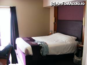 [P01] Premier Inn Ealing » foto by makuy*
 - 
<span class="allrVoted glyphicon glyphicon-heart hidden" id="av461596"></span>
<a class="m-l-10 hidden" id="sv461596" onclick="voting_Foto_DelVot(,461596,15254)" role="button">șterge vot <span class="glyphicon glyphicon-remove"></span></a>
<a id="v9461596" class=" c-red"  onclick="voting_Foto_SetVot(461596)" role="button"><span class="glyphicon glyphicon-heart-empty"></span> <b>LIKE</b> = Votează poza</a> <img class="hidden"  id="f461596W9" src="/imagini/loader.gif" border="0" /><span class="AjErrMes hidden" id="e461596ErM"></span>