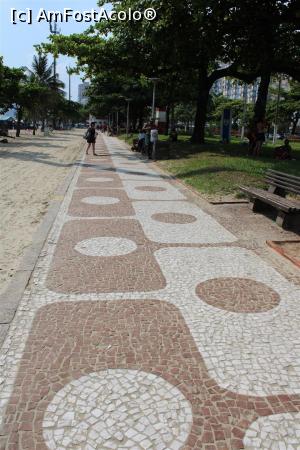 [P71] Santos, Praia do Boqueirão, Faleza, urmează grădina, pista de biciclete, alt trotuar ca cel din imagine și apoi bulevardul...  » foto by mprofeanu
 - 
<span class="allrVoted glyphicon glyphicon-heart hidden" id="av1078979"></span>
<a class="m-l-10 hidden" id="sv1078979" onclick="voting_Foto_DelVot(,1078979,15313)" role="button">șterge vot <span class="glyphicon glyphicon-remove"></span></a>
<a id="v91078979" class=" c-red"  onclick="voting_Foto_SetVot(1078979)" role="button"><span class="glyphicon glyphicon-heart-empty"></span> <b>LIKE</b> = Votează poza</a> <img class="hidden"  id="f1078979W9" src="/imagini/loader.gif" border="0" /><span class="AjErrMes hidden" id="e1078979ErM"></span>