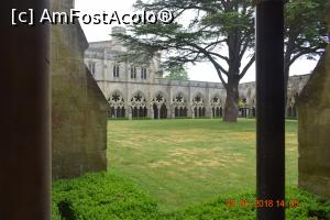 P05 [MAY-2018] Curtea interioara a Catedralei din Salisbury
