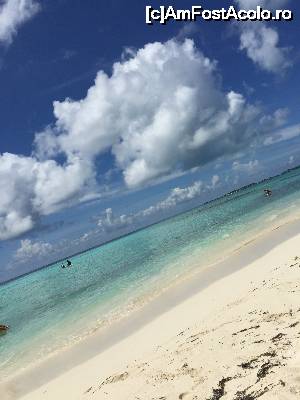 P02 [SEP-2015] Bikini Beach Maafushi