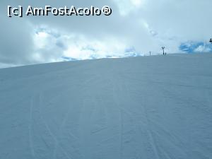 [P25] Domeniul schiabil Ski Resort Transalpina (SRT) <p> Pârtia de nivel usor, altitudinea 1922 m. <p> foarte lata, teleschiul in dreapta » foto by Dana2008
 - 
<span class="allrVoted glyphicon glyphicon-heart hidden" id="av954777"></span>
<a class="m-l-10 hidden" id="sv954777" onclick="voting_Foto_DelVot(,954777,15876)" role="button">șterge vot <span class="glyphicon glyphicon-remove"></span></a>
<a id="v9954777" class=" c-red"  onclick="voting_Foto_SetVot(954777)" role="button"><span class="glyphicon glyphicon-heart-empty"></span> <b>LIKE</b> = Votează poza</a> <img class="hidden"  id="f954777W9" src="/imagini/loader.gif" border="0" /><span class="AjErrMes hidden" id="e954777ErM"></span>