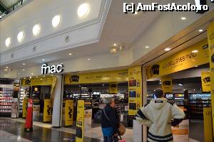 [P16] Mall-ul Val d'Europe. Magazinul FNAC, de unde se pot cumpara bilete la Disney, concerte, spectacole... etc.  » foto by TraianS
 - 
<span class="allrVoted glyphicon glyphicon-heart hidden" id="av498484"></span>
<a class="m-l-10 hidden" id="sv498484" onclick="voting_Foto_DelVot(,498484,16149)" role="button">șterge vot <span class="glyphicon glyphicon-remove"></span></a>
<a id="v9498484" class=" c-red"  onclick="voting_Foto_SetVot(498484)" role="button"><span class="glyphicon glyphicon-heart-empty"></span> <b>LIKE</b> = Votează poza</a> <img class="hidden"  id="f498484W9" src="/imagini/loader.gif" border="0" /><span class="AjErrMes hidden" id="e498484ErM"></span>