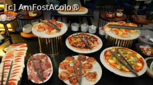 [P36] Micul dejun la Elexus » foto by pepsi70ro
 - 
<span class="allrVoted glyphicon glyphicon-heart hidden" id="av1513210"></span>
<a class="m-l-10 hidden" id="sv1513210" onclick="voting_Foto_DelVot(,1513210,16293)" role="button">șterge vot <span class="glyphicon glyphicon-remove"></span></a>
<a id="v91513210" class=" c-red"  onclick="voting_Foto_SetVot(1513210)" role="button"><span class="glyphicon glyphicon-heart-empty"></span> <b>LIKE</b> = Votează poza</a> <img class="hidden"  id="f1513210W9" src="/imagini/loader.gif" border="0" /><span class="AjErrMes hidden" id="e1513210ErM"></span>