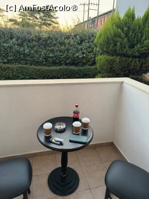 [P05] Balconul - cu o masuta si doua scaune » foto by Trank
 - 
<span class="allrVoted glyphicon glyphicon-heart hidden" id="av1483964"></span>
<a class="m-l-10 hidden" id="sv1483964" onclick="voting_Foto_DelVot(,1483964,16321)" role="button">șterge vot <span class="glyphicon glyphicon-remove"></span></a>
<a id="v91483964" class=" c-red"  onclick="voting_Foto_SetVot(1483964)" role="button"><span class="glyphicon glyphicon-heart-empty"></span> <b>LIKE</b> = Votează poza</a> <img class="hidden"  id="f1483964W9" src="/imagini/loader.gif" border="0" /><span class="AjErrMes hidden" id="e1483964ErM"></span>