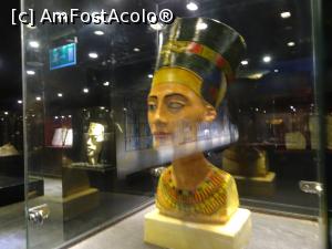 [P71] King Tut Museum » foto by nicole33
 - 
<span class="allrVoted glyphicon glyphicon-heart hidden" id="av1208586"></span>
<a class="m-l-10 hidden" id="sv1208586" onclick="voting_Foto_DelVot(,1208586,16440)" role="button">șterge vot <span class="glyphicon glyphicon-remove"></span></a>
<a id="v91208586" class=" c-red"  onclick="voting_Foto_SetVot(1208586)" role="button"><span class="glyphicon glyphicon-heart-empty"></span> <b>LIKE</b> = Votează poza</a> <img class="hidden"  id="f1208586W9" src="/imagini/loader.gif" border="0" /><span class="AjErrMes hidden" id="e1208586ErM"></span>