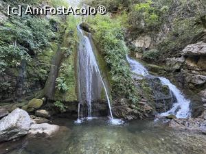 [P03] Cascada Varvara » foto by Mihai*
 - 
<span class="allrVoted glyphicon glyphicon-heart hidden" id="av1539406"></span>
<a class="m-l-10 hidden" id="sv1539406" onclick="voting_Foto_DelVot(,1539406,16469)" role="button">șterge vot <span class="glyphicon glyphicon-remove"></span></a>
<a id="v91539406" class=" c-red"  onclick="voting_Foto_SetVot(1539406)" role="button"><span class="glyphicon glyphicon-heart-empty"></span> <b>LIKE</b> = Votează poza</a> <img class="hidden"  id="f1539406W9" src="/imagini/loader.gif" border="0" /><span class="AjErrMes hidden" id="e1539406ErM"></span>