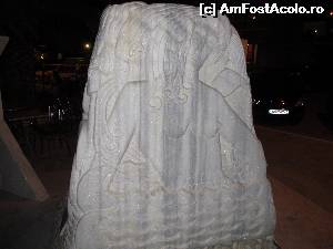 [P14] Limenaria- sculptura in marmura pe faleza » foto by luciaoradea
 - 
<span class="allrVoted glyphicon glyphicon-heart hidden" id="av536559"></span>
<a class="m-l-10 hidden" id="sv536559" onclick="voting_Foto_DelVot(,536559,16494)" role="button">șterge vot <span class="glyphicon glyphicon-remove"></span></a>
<a id="v9536559" class=" c-red"  onclick="voting_Foto_SetVot(536559)" role="button"><span class="glyphicon glyphicon-heart-empty"></span> <b>LIKE</b> = Votează poza</a> <img class="hidden"  id="f536559W9" src="/imagini/loader.gif" border="0" /><span class="AjErrMes hidden" id="e536559ErM"></span>