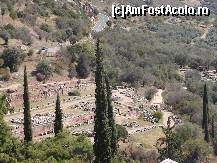 P24 [OCT-2008] Vedere spre sosea si alt sit arheologic din valea Pleistos