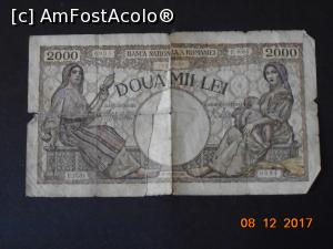 [P45] Bancnota de 2000 lei emisie 1941 (avers) - în posesia autorului » foto by Mitica49
 - 
<span class="allrVoted glyphicon glyphicon-heart hidden" id="av930076"></span>
<a class="m-l-10 hidden" id="sv930076" onclick="voting_Foto_DelVot(,930076,16545)" role="button">șterge vot <span class="glyphicon glyphicon-remove"></span></a>
<a id="v9930076" class=" c-red"  onclick="voting_Foto_SetVot(930076)" role="button"><span class="glyphicon glyphicon-heart-empty"></span> <b>LIKE</b> = Votează poza</a> <img class="hidden"  id="f930076W9" src="/imagini/loader.gif" border="0" /><span class="AjErrMes hidden" id="e930076ErM"></span>