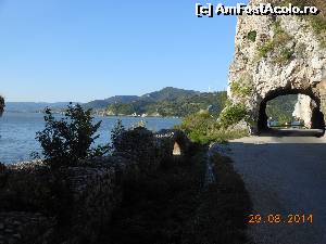 [P21] Cetatea Golubac - Ieşirea din cetate.  » foto by iulianic
 - 
<span class="allrVoted glyphicon glyphicon-heart hidden" id="av551604"></span>
<a class="m-l-10 hidden" id="sv551604" onclick="voting_Foto_DelVot(,551604,16590)" role="button">șterge vot <span class="glyphicon glyphicon-remove"></span></a>
<a id="v9551604" class=" c-red"  onclick="voting_Foto_SetVot(551604)" role="button"><span class="glyphicon glyphicon-heart-empty"></span> <b>LIKE</b> = Votează poza</a> <img class="hidden"  id="f551604W9" src="/imagini/loader.gif" border="0" /><span class="AjErrMes hidden" id="e551604ErM"></span>