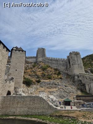 [P25] Cetatea Golubac - interior » foto by ANILU
 - 
<span class="allrVoted glyphicon glyphicon-heart hidden" id="av1490810"></span>
<a class="m-l-10 hidden" id="sv1490810" onclick="voting_Foto_DelVot(,1490810,16590)" role="button">șterge vot <span class="glyphicon glyphicon-remove"></span></a>
<a id="v91490810" class=" c-red"  onclick="voting_Foto_SetVot(1490810)" role="button"><span class="glyphicon glyphicon-heart-empty"></span> <b>LIKE</b> = Votează poza</a> <img class="hidden"  id="f1490810W9" src="/imagini/loader.gif" border="0" /><span class="AjErrMes hidden" id="e1490810ErM"></span>