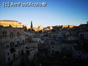 [P37] Sassi di Matera; de aici ar fi trebuit să începem (punctul de view), dar noi l-am descoperit la final » foto by crismis
 - 
<span class="allrVoted glyphicon glyphicon-heart hidden" id="av1278954"></span>
<a class="m-l-10 hidden" id="sv1278954" onclick="voting_Foto_DelVot(,1278954,16616)" role="button">șterge vot <span class="glyphicon glyphicon-remove"></span></a>
<a id="v91278954" class=" c-red"  onclick="voting_Foto_SetVot(1278954)" role="button"><span class="glyphicon glyphicon-heart-empty"></span> <b>LIKE</b> = Votează poza</a> <img class="hidden"  id="f1278954W9" src="/imagini/loader.gif" border="0" /><span class="AjErrMes hidden" id="e1278954ErM"></span>