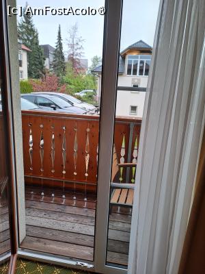 [P12] ieșirea pe balcon » foto by zlatna
 - 
<span class="allrVoted glyphicon glyphicon-heart hidden" id="av1485549"></span>
<a class="m-l-10 hidden" id="sv1485549" onclick="voting_Foto_DelVot(,1485549,16761)" role="button">șterge vot <span class="glyphicon glyphicon-remove"></span></a>
<a id="v91485549" class=" c-red"  onclick="voting_Foto_SetVot(1485549)" role="button"><span class="glyphicon glyphicon-heart-empty"></span> <b>LIKE</b> = Votează poza</a> <img class="hidden"  id="f1485549W9" src="/imagini/loader.gif" border="0" /><span class="AjErrMes hidden" id="e1485549ErM"></span>