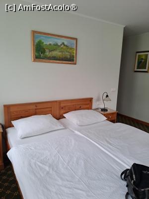 [P06] Camera noastră » foto by zlatna
 - 
<span class="allrVoted glyphicon glyphicon-heart hidden" id="av1485543"></span>
<a class="m-l-10 hidden" id="sv1485543" onclick="voting_Foto_DelVot(,1485543,16761)" role="button">șterge vot <span class="glyphicon glyphicon-remove"></span></a>
<a id="v91485543" class=" c-red"  onclick="voting_Foto_SetVot(1485543)" role="button"><span class="glyphicon glyphicon-heart-empty"></span> <b>LIKE</b> = Votează poza</a> <img class="hidden"  id="f1485543W9" src="/imagini/loader.gif" border="0" /><span class="AjErrMes hidden" id="e1485543ErM"></span>