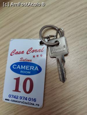 [P26] Cheia camerei noastre » foto by crismis
 - 
<span class="allrVoted glyphicon glyphicon-heart hidden" id="av1499837"></span>
<a class="m-l-10 hidden" id="sv1499837" onclick="voting_Foto_DelVot(,1499837,17088)" role="button">șterge vot <span class="glyphicon glyphicon-remove"></span></a>
<a id="v91499837" class=" c-red"  onclick="voting_Foto_SetVot(1499837)" role="button"><span class="glyphicon glyphicon-heart-empty"></span> <b>LIKE</b> = Votează poza</a> <img class="hidden"  id="f1499837W9" src="/imagini/loader.gif" border="0" /><span class="AjErrMes hidden" id="e1499837ErM"></span>