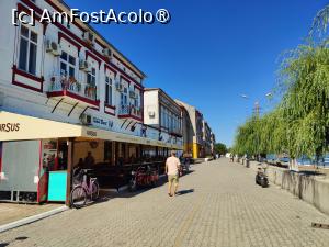 [P40] La pas pe faleza din Sulina » foto by crismis
 - 
<span class="allrVoted glyphicon glyphicon-heart hidden" id="av1499851"></span>
<a class="m-l-10 hidden" id="sv1499851" onclick="voting_Foto_DelVot(,1499851,17088)" role="button">șterge vot <span class="glyphicon glyphicon-remove"></span></a>
<a id="v91499851" class=" c-red"  onclick="voting_Foto_SetVot(1499851)" role="button"><span class="glyphicon glyphicon-heart-empty"></span> <b>LIKE</b> = Votează poza</a> <img class="hidden"  id="f1499851W9" src="/imagini/loader.gif" border="0" /><span class="AjErrMes hidden" id="e1499851ErM"></span>