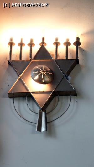 [P23] Lampă ornament cu Steaua lui David » foto by pepsi70ro
 - 
<span class="allrVoted glyphicon glyphicon-heart hidden" id="av1516303"></span>
<a class="m-l-10 hidden" id="sv1516303" onclick="voting_Foto_DelVot(,1516303,17175)" role="button">șterge vot <span class="glyphicon glyphicon-remove"></span></a>
<a id="v91516303" class=" c-red"  onclick="voting_Foto_SetVot(1516303)" role="button"><span class="glyphicon glyphicon-heart-empty"></span> <b>LIKE</b> = Votează poza</a> <img class="hidden"  id="f1516303W9" src="/imagini/loader.gif" border="0" /><span class="AjErrMes hidden" id="e1516303ErM"></span>