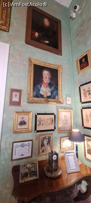 [P40] Camera Verde, domnul în uniformă albastră, Michele Sceberras Trasferata » foto by irinad
 - 
<span class="allrVoted glyphicon glyphicon-heart hidden" id="av1515421"></span>
<a class="m-l-10 hidden" id="sv1515421" onclick="voting_Foto_DelVot(,1515421,17454)" role="button">șterge vot <span class="glyphicon glyphicon-remove"></span></a>
<a id="v91515421" class=" c-red"  onclick="voting_Foto_SetVot(1515421)" role="button"><span class="glyphicon glyphicon-heart-empty"></span> <b>LIKE</b> = Votează poza</a> <img class="hidden"  id="f1515421W9" src="/imagini/loader.gif" border="0" /><span class="AjErrMes hidden" id="e1515421ErM"></span>