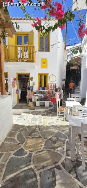 [P61] Kythnos,la pas prin Dryopida » foto by irinad
 - 
<span class="allrVoted glyphicon glyphicon-heart hidden" id="av1544891"></span>
<a class="m-l-10 hidden" id="sv1544891" onclick="voting_Foto_DelVot(,1544891,17461)" role="button">șterge vot <span class="glyphicon glyphicon-remove"></span></a>
<a id="v91544891" class=" c-red"  onclick="voting_Foto_SetVot(1544891)" role="button"><span class="glyphicon glyphicon-heart-empty"></span> <b>LIKE</b> = Votează poza</a> <img class="hidden"  id="f1544891W9" src="/imagini/loader.gif" border="0" /><span class="AjErrMes hidden" id="e1544891ErM"></span>