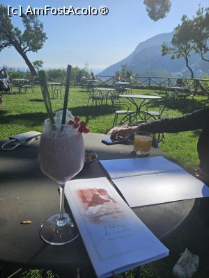 [P17] gradinile de la Villa  Cimbrone » foto by Opelantara
 - 
<span class="allrVoted glyphicon glyphicon-heart hidden" id="av1527173"></span>
<a class="m-l-10 hidden" id="sv1527173" onclick="voting_Foto_DelVot(,1527173,17505)" role="button">șterge vot <span class="glyphicon glyphicon-remove"></span></a>
<a id="v91527173" class=" c-red"  onclick="voting_Foto_SetVot(1527173)" role="button"><span class="glyphicon glyphicon-heart-empty"></span> <b>LIKE</b> = Votează poza</a> <img class="hidden"  id="f1527173W9" src="/imagini/loader.gif" border="0" /><span class="AjErrMes hidden" id="e1527173ErM"></span>