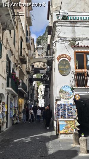 [P28] la pas prin Amalfi » foto by robert
 - 
<span class="allrVoted glyphicon glyphicon-heart hidden" id="av1532032"></span>
<a class="m-l-10 hidden" id="sv1532032" onclick="voting_Foto_DelVot(,1532032,17505)" role="button">șterge vot <span class="glyphicon glyphicon-remove"></span></a>
<a id="v91532032" class=" c-red"  onclick="voting_Foto_SetVot(1532032)" role="button"><span class="glyphicon glyphicon-heart-empty"></span> <b>LIKE</b> = Votează poza</a> <img class="hidden"  id="f1532032W9" src="/imagini/loader.gif" border="0" /><span class="AjErrMes hidden" id="e1532032ErM"></span>