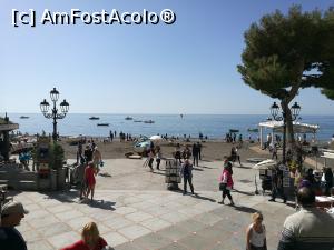 [P13] Spiaggia Grande, Positano » foto by crismis
 - 
<span class="allrVoted glyphicon glyphicon-heart hidden" id="av961778"></span>
<a class="m-l-10 hidden" id="sv961778" onclick="voting_Foto_DelVot(,961778,17505)" role="button">șterge vot <span class="glyphicon glyphicon-remove"></span></a>
<a id="v9961778" class=" c-red"  onclick="voting_Foto_SetVot(961778)" role="button"><span class="glyphicon glyphicon-heart-empty"></span> <b>LIKE</b> = Votează poza</a> <img class="hidden"  id="f961778W9" src="/imagini/loader.gif" border="0" /><span class="AjErrMes hidden" id="e961778ErM"></span>