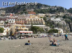 [P14] Spiaggia Grande, Positano » foto by crismis
 - 
<span class="allrVoted glyphicon glyphicon-heart hidden" id="av961779"></span>
<a class="m-l-10 hidden" id="sv961779" onclick="voting_Foto_DelVot(,961779,17505)" role="button">șterge vot <span class="glyphicon glyphicon-remove"></span></a>
<a id="v9961779" class=" c-red"  onclick="voting_Foto_SetVot(961779)" role="button"><span class="glyphicon glyphicon-heart-empty"></span> <b>LIKE</b> = Votează poza</a> <img class="hidden"  id="f961779W9" src="/imagini/loader.gif" border="0" /><span class="AjErrMes hidden" id="e961779ErM"></span>