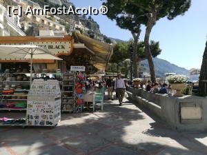 [P24] Pe faleza din Positano » foto by crismis
 - 
<span class="allrVoted glyphicon glyphicon-heart hidden" id="av961789"></span>
<a class="m-l-10 hidden" id="sv961789" onclick="voting_Foto_DelVot(,961789,17505)" role="button">șterge vot <span class="glyphicon glyphicon-remove"></span></a>
<a id="v9961789" class=" c-red"  onclick="voting_Foto_SetVot(961789)" role="button"><span class="glyphicon glyphicon-heart-empty"></span> <b>LIKE</b> = Votează poza</a> <img class="hidden"  id="f961789W9" src="/imagini/loader.gif" border="0" /><span class="AjErrMes hidden" id="e961789ErM"></span>