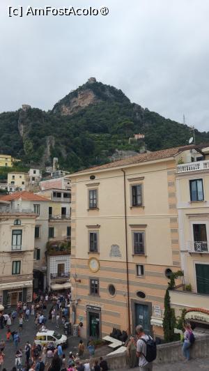 [P39] Amalfi - vedere generală » foto by ANILU
 - 
<span class="allrVoted glyphicon glyphicon-heart hidden" id="av1460602"></span>
<a class="m-l-10 hidden" id="sv1460602" onclick="voting_Foto_DelVot(,1460602,17505)" role="button">șterge vot <span class="glyphicon glyphicon-remove"></span></a>
<a id="v91460602" class=" c-red"  onclick="voting_Foto_SetVot(1460602)" role="button"><span class="glyphicon glyphicon-heart-empty"></span> <b>LIKE</b> = Votează poza</a> <img class="hidden"  id="f1460602W9" src="/imagini/loader.gif" border="0" /><span class="AjErrMes hidden" id="e1460602ErM"></span>