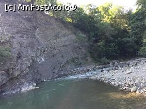 [P04] Putna, dupa cascada » foto by Dan&Ema
 - 
<span class="allrVoted glyphicon glyphicon-heart hidden" id="av911011"></span>
<a class="m-l-10 hidden" id="sv911011" onclick="voting_Foto_DelVot(,911011,17524)" role="button">șterge vot <span class="glyphicon glyphicon-remove"></span></a>
<a id="v9911011" class=" c-red"  onclick="voting_Foto_SetVot(911011)" role="button"><span class="glyphicon glyphicon-heart-empty"></span> <b>LIKE</b> = Votează poza</a> <img class="hidden"  id="f911011W9" src="/imagini/loader.gif" border="0" /><span class="AjErrMes hidden" id="e911011ErM"></span>