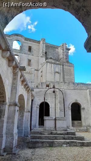 [P27] abatia Montmajour, cloître cu cele 4 galerii » foto by Yolanda
 - 
<span class="allrVoted glyphicon glyphicon-heart hidden" id="av1519091"></span>
<a class="m-l-10 hidden" id="sv1519091" onclick="voting_Foto_DelVot(,1519091,17531)" role="button">șterge vot <span class="glyphicon glyphicon-remove"></span></a>
<a id="v91519091" class=" c-red"  onclick="voting_Foto_SetVot(1519091)" role="button"><span class="glyphicon glyphicon-heart-empty"></span> <b>LIKE</b> = Votează poza</a> <img class="hidden"  id="f1519091W9" src="/imagini/loader.gif" border="0" /><span class="AjErrMes hidden" id="e1519091ErM"></span>