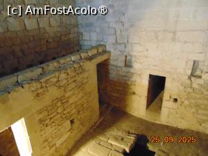 [P54] abatia Montmajour, turn Pons de l’Orme, etajul 2 » foto by Yolanda
 - 
<span class="allrVoted glyphicon glyphicon-heart hidden" id="av1519118"></span>
<a class="m-l-10 hidden" id="sv1519118" onclick="voting_Foto_DelVot(,1519118,17531)" role="button">șterge vot <span class="glyphicon glyphicon-remove"></span></a>
<a id="v91519118" class=" c-red"  onclick="voting_Foto_SetVot(1519118)" role="button"><span class="glyphicon glyphicon-heart-empty"></span> <b>LIKE</b> = Votează poza</a> <img class="hidden"  id="f1519118W9" src="/imagini/loader.gif" border="0" /><span class="AjErrMes hidden" id="e1519118ErM"></span>