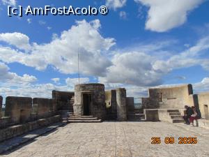 [P56] abatia Montmajour, turn Pons de l’Orme, vedere de pe terasa turnulu » foto by Yolanda
 - 
<span class="allrVoted glyphicon glyphicon-heart hidden" id="av1519120"></span>
<a class="m-l-10 hidden" id="sv1519120" onclick="voting_Foto_DelVot(,1519120,17531)" role="button">șterge vot <span class="glyphicon glyphicon-remove"></span></a>
<a id="v91519120" class=" c-red"  onclick="voting_Foto_SetVot(1519120)" role="button"><span class="glyphicon glyphicon-heart-empty"></span> <b>LIKE</b> = Votează poza</a> <img class="hidden"  id="f1519120W9" src="/imagini/loader.gif" border="0" /><span class="AjErrMes hidden" id="e1519120ErM"></span>