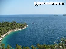 [P39] O barca trece de Capul Pyrgos si intra in Golful Potamia.  » foto by macius
 - 
<span class="allrVoted glyphicon glyphicon-heart hidden" id="av428920"></span>
<a class="m-l-10 hidden" id="sv428920" onclick="voting_Foto_DelVot(,428920,17592)" role="button">șterge vot <span class="glyphicon glyphicon-remove"></span></a>
<a id="v9428920" class=" c-red"  onclick="voting_Foto_SetVot(428920)" role="button"><span class="glyphicon glyphicon-heart-empty"></span> <b>LIKE</b> = Votează poza</a> <img class="hidden"  id="f428920W9" src="/imagini/loader.gif" border="0" /><span class="AjErrMes hidden" id="e428920ErM"></span>