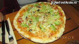 [P75] Pizza vegetariană la Konoba Kum » foto by crismis
 - 
<span class="allrVoted glyphicon glyphicon-heart hidden" id="av667600"></span>
<a class="m-l-10 hidden" id="sv667600" onclick="voting_Foto_DelVot(,667600,17597)" role="button">șterge vot <span class="glyphicon glyphicon-remove"></span></a>
<a id="v9667600" class=" c-red"  onclick="voting_Foto_SetVot(667600)" role="button"><span class="glyphicon glyphicon-heart-empty"></span> <b>LIKE</b> = Votează poza</a> <img class="hidden"  id="f667600W9" src="/imagini/loader.gif" border="0" /><span class="AjErrMes hidden" id="e667600ErM"></span>