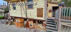 [P11] Din Popeye Village » foto by irinad
 - 
<span class="allrVoted glyphicon glyphicon-heart hidden" id="av1513697"></span>
<a class="m-l-10 hidden" id="sv1513697" onclick="voting_Foto_DelVot(,1513697,17648)" role="button">șterge vot <span class="glyphicon glyphicon-remove"></span></a>
<a id="v91513697" class=" c-red"  onclick="voting_Foto_SetVot(1513697)" role="button"><span class="glyphicon glyphicon-heart-empty"></span> <b>LIKE</b> = Votează poza</a> <img class="hidden"  id="f1513697W9" src="/imagini/loader.gif" border="0" /><span class="AjErrMes hidden" id="e1513697ErM"></span>