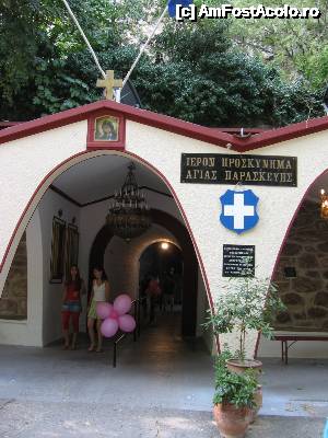 [P31] Intrare la Agia Paraskevi – Valea Tembi.  » foto by tata123 🔱
 - 
<span class="allrVoted glyphicon glyphicon-heart hidden" id="av635730"></span>
<a class="m-l-10 hidden" id="sv635730" onclick="voting_Foto_DelVot(,635730,17685)" role="button">șterge vot <span class="glyphicon glyphicon-remove"></span></a>
<a id="v9635730" class=" c-red"  onclick="voting_Foto_SetVot(635730)" role="button"><span class="glyphicon glyphicon-heart-empty"></span> <b>LIKE</b> = Votează poza</a> <img class="hidden"  id="f635730W9" src="/imagini/loader.gif" border="0" /><span class="AjErrMes hidden" id="e635730ErM"></span>