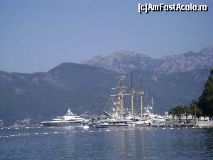 [P01] Ambarcatiuni de lux in portul Tivat » foto by costy69
 - 
<span class="allrVoted glyphicon glyphicon-heart hidden" id="av572506"></span>
<a class="m-l-10 hidden" id="sv572506" onclick="voting_Foto_DelVot(,572506,17701)" role="button">șterge vot <span class="glyphicon glyphicon-remove"></span></a>
<a id="v9572506" class=" c-red"  onclick="voting_Foto_SetVot(572506)" role="button"><span class="glyphicon glyphicon-heart-empty"></span> <b>LIKE</b> = Votează poza</a> <img class="hidden"  id="f572506W9" src="/imagini/loader.gif" border="0" /><span class="AjErrMes hidden" id="e572506ErM"></span>