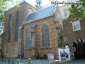 P10 [JUL-2014] Usa Portilor deschise -biserica Pieterskerk, construita intre 1040-1048 la cererea episcopului Bernold, unde se afla s sarcofagul lui