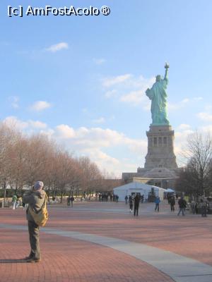 [P34] Statuia Libertăţii, NY » foto by Michi
 - 
<span class="allrVoted glyphicon glyphicon-heart hidden" id="av1482866"></span>
<a class="m-l-10 hidden" id="sv1482866" onclick="voting_Foto_DelVot(,1482866,17887)" role="button">șterge vot <span class="glyphicon glyphicon-remove"></span></a>
<a id="v91482866" class=" c-red"  onclick="voting_Foto_SetVot(1482866)" role="button"><span class="glyphicon glyphicon-heart-empty"></span> <b>LIKE</b> = Votează poza</a> <img class="hidden"  id="f1482866W9" src="/imagini/loader.gif" border="0" /><span class="AjErrMes hidden" id="e1482866ErM"></span>