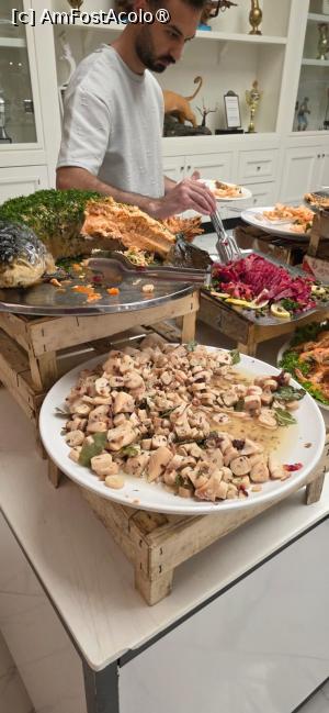 [P07] seara mediteraneana restaurant principal 1 » foto by gioko
 - 
<span class="allrVoted glyphicon glyphicon-heart hidden" id="av1516377"></span>
<a class="m-l-10 hidden" id="sv1516377" onclick="voting_Foto_DelVot(,1516377,17952)" role="button">șterge vot <span class="glyphicon glyphicon-remove"></span></a>
<a id="v91516377" class=" c-red"  onclick="voting_Foto_SetVot(1516377)" role="button"><span class="glyphicon glyphicon-heart-empty"></span> <b>LIKE</b> = Votează poza</a> <img class="hidden"  id="f1516377W9" src="/imagini/loader.gif" border="0" /><span class="AjErrMes hidden" id="e1516377ErM"></span>