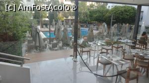 [P03] Terasa Restaurantului Oinos cu vedere la Piscina exterioară. » foto by ovidiuyepi
 - 
<span class="allrVoted glyphicon glyphicon-heart hidden" id="av1434869"></span>
<a class="m-l-10 hidden" id="sv1434869" onclick="voting_Foto_DelVot(,1434869,17971)" role="button">șterge vot <span class="glyphicon glyphicon-remove"></span></a>
<a id="v91434869" class=" c-red"  onclick="voting_Foto_SetVot(1434869)" role="button"><span class="glyphicon glyphicon-heart-empty"></span> <b>LIKE</b> = Votează poza</a> <img class="hidden"  id="f1434869W9" src="/imagini/loader.gif" border="0" /><span class="AjErrMes hidden" id="e1434869ErM"></span>